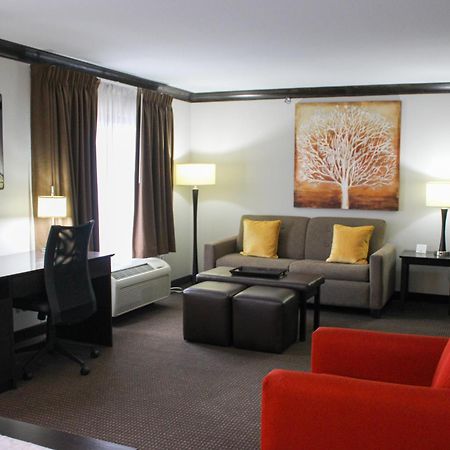 Parkwood Inn & Suites Manhattan Esterno foto