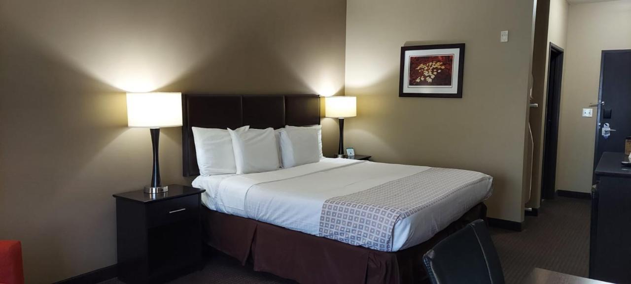 Parkwood Inn & Suites Manhattan Esterno foto